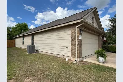 112 Eagle Owl Loop, Leander, TX 78641 - Photo 15