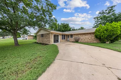 2016 Wanda Street, Copperas Cove, TX 76522 - Photo 3