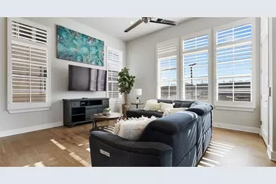 1411 Town Creek Drive #4, Austin, TX 78741 - Photo 15