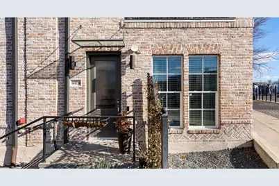 1411 Town Creek Drive #4, Austin, TX 78741 - Photo 3