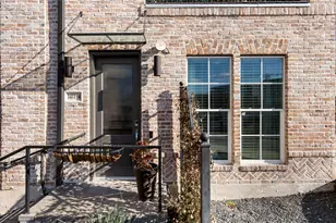 1411 Town Creek Dr, Austin, TX 78741 - Photo 3