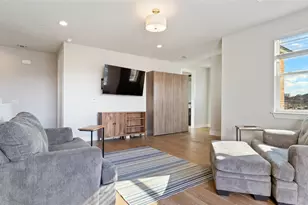 1411 Town Creek Dr, Austin, TX 78741 - Photo 33
