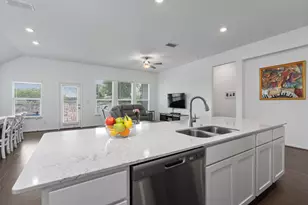 12215 Coronilla Bnd, Austin, TX 78748 - Photo 11