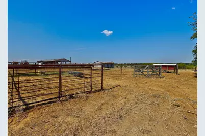 5400 Gander Slough Road, Kingsbury, TX 78638 - Photo 11