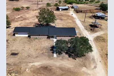 5400 Gander Slough Road, Kingsbury, TX 78638 - Photo 3