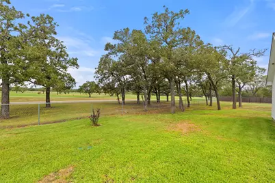 1017 County Road 229 Road, Giddings, TX 78942 - Photo 25