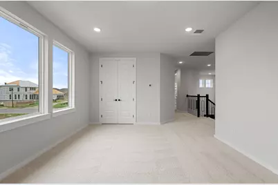 108 Bloomington Loop, Hutto, TX 78634 - Photo 35
