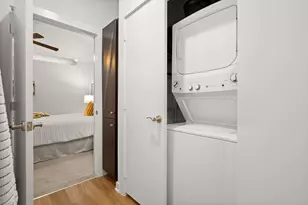 1900 Barton Springs Rd, Austin, TX 78704 - Photo 11