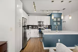 1900 Barton Springs Rd, Austin, TX 78704 - Photo 19