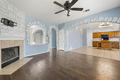 114 Almquist Street, Hutto, TX 78634 - Photo 7