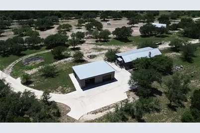 496 Middleton Road, Spicewood, TX 78669 - Photo 37