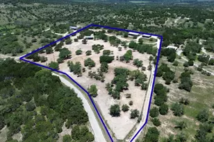 496 Middleton Rd, Spicewood, TX 78669 - Photo 3