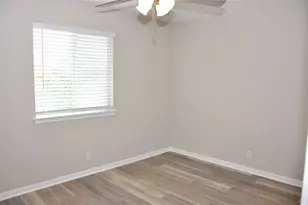 272 Spillway Dr, Kyle, TX 78640 - Photo 17