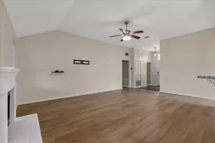 206 Evergreen Cir, Georgetown, TX 78626 - Photo 13