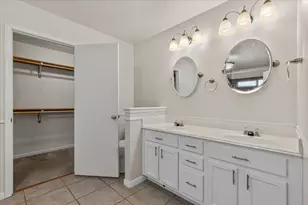 206 Evergreen Cir, Georgetown, TX 78626 - Photo 17