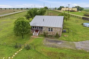 1000 Co Rd 458, Coupland, TX 78615 - Photo 31