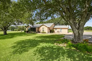 1700 Plum Ln, Brenham, TX 77833 - Photo 5