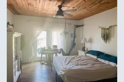 1233 Delano Street, Austin, TX 78721 - Photo 9
