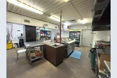 1212 E Pierce Street, Luling, TX 78648 - Photo 9