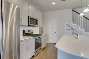 13910 Osmarea Dr, Austin, TX 78717 - Photo 11