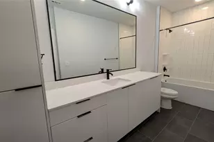 2500 Longview St, Austin, TX 78705 - Photo 15