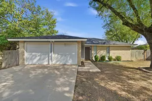 1601 Sagebrush Dr, Round Rock, TX 78681 - Photo 3