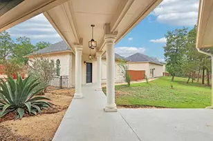 125 Carriage Ct, Bastrop, TX 78602 - Photo 29