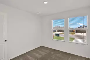 136 Jack Browning Dr, Jarrell, TX 76537 - Photo 15