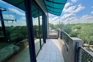 206 E Live Oak St, Austin, TX 78704 - Photo 15