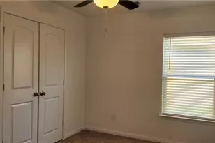 18312 Speculator Ln, Elgin, TX 78621 - Photo 11