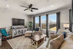 207 Duroc Dr, Hutto, TX 78634 - Photo 13