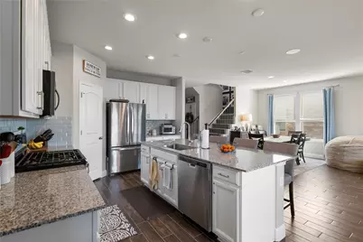 207 Duroc Drive, Hutto, TX 78634 - Photo 11