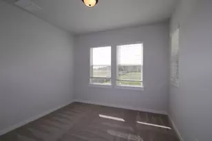 304 Emerie Wy, Georgetown, TX 78626 - Photo 9