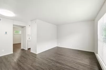 2319 Greenfield Parkway #210, Austin, TX 78741 - Photo 5