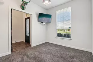988 Carriage Loop Loop, New Braunfels, TX 78132 - Photo 19