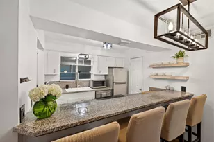 2208 Enfield Rd, Austin, TX 78703 - Photo 11