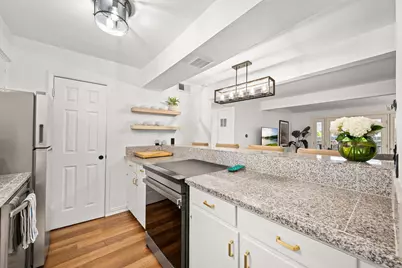2208 Enfield Road #107, Austin, TX 78703 - Photo 7
