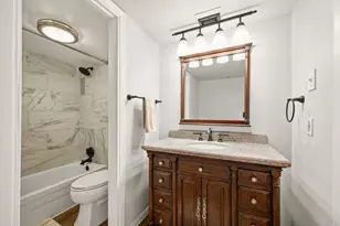 2208 Enfield Rd, Austin, TX 78703 - Photo 21