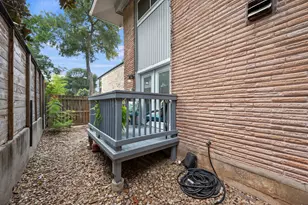 2208 Enfield Rd, Austin, TX 78703 - Photo 27