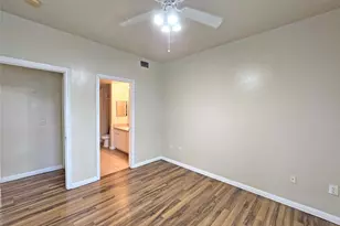 2320 Gracy Farms Ln, Austin, TX 78758 - Photo 9