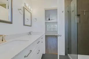 7301 Marywood Cir, Austin, TX 78723 - Photo 17