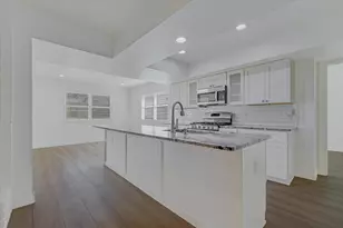 7301 Marywood Cir, Austin, TX 78723 - Photo 7