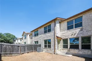 2410 Great Oaks Dr, Round Rock, TX 78681 - Photo 27