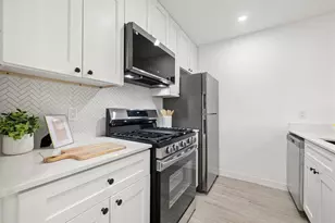 5911 Sheridan Ave Ln, Austin, TX 78723 - Photo 11