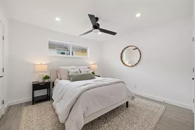 5911 Sheridan Ave Ln #B209, Austin, TX 78723 - Photo 15