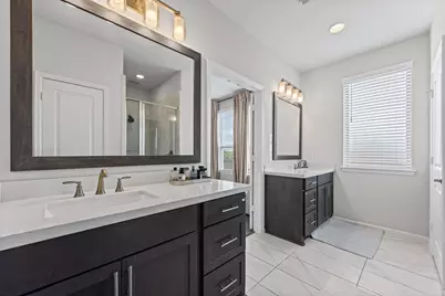 904 Azul Lagoon Drive #11, Leander, TX 78641 - Photo 11