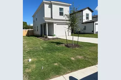 35 Trinity Circle, Lockhart, TX 78644 - Photo 1