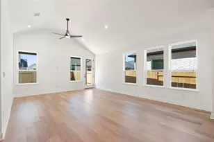 315 San Saba Dr, Buda, TX 78610 - Photo 9