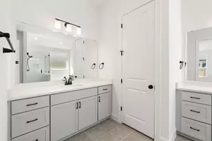 315 San Saba Dr, Buda, TX 78610 - Photo 11