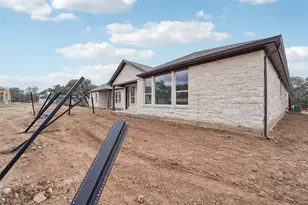 315 San Saba Dr, Buda, TX 78610 - Photo 35